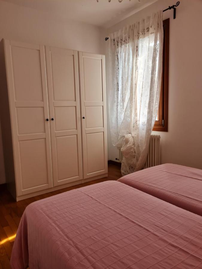 Casa Elsa Nel Palazzo Degli Artisti Apartman Padova Kültér fotó